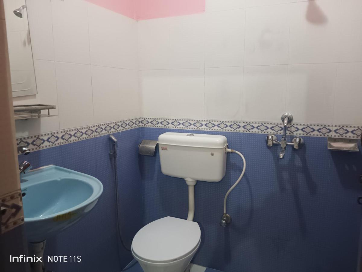 Hotel Buttercup Pokhara Dış mekan fotoğraf